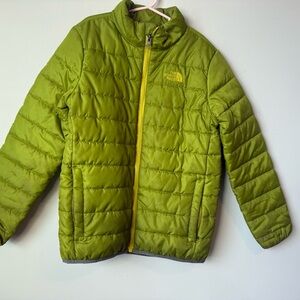 The North Face boys Green down Puffer Jacket size 10-12